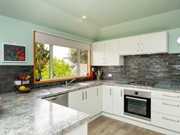 Easy care lifestyle with park outlook