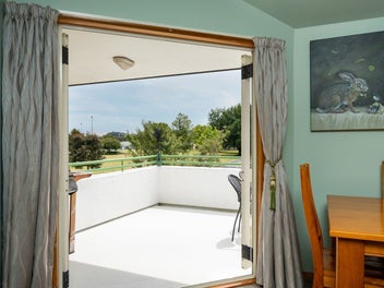 Easy care lifestyle with park outlook