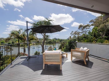 Your Private Retreat in Riverview Road