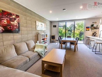 Smart Buy for Professionals or Downsizing