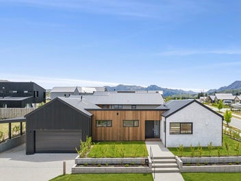 Perfectly positioned for indoor-outdoor bliss