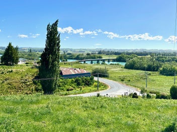 Image 1 of 8