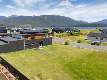 Build your dream home with views to match