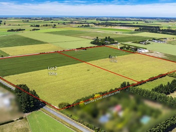 10ha bareland with right to build.