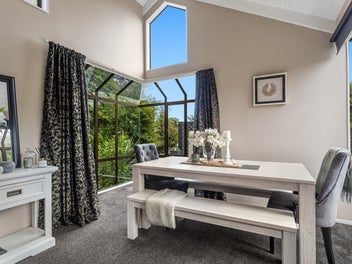 Elegant, spacious and ready to enjoy!