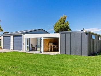Coastal Comfort with Character – Your Port Wai...