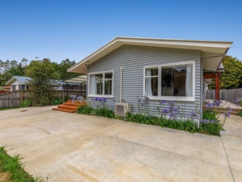 Snap up a great deal! Vendor wants to move on