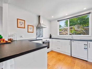 Flexible Living on Fox - Now priced under G.V