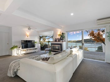Coastal Serenity With Stunning Sea Views