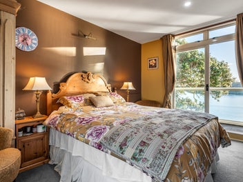 Coastal Serenity With Stunning Sea Views