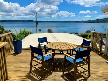 Heavenly Lakeside Lifestyle