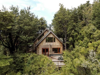 Mt Lyford Log Home