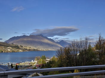 Image 1 of 8