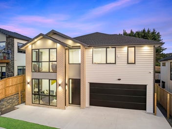 MODERN NEW HOME!