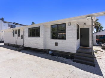 NEED IT GONE ASAP! 3 BEDROOMS + STUDY