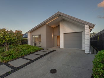 HUGE PRICE REDUCTION! CV $1.2m
