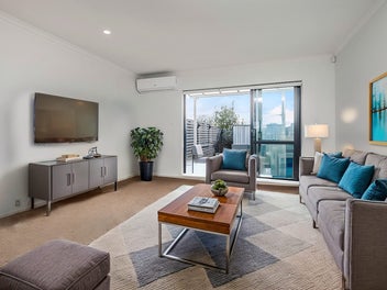 Two Mortgages - Vendor Needs OUT!