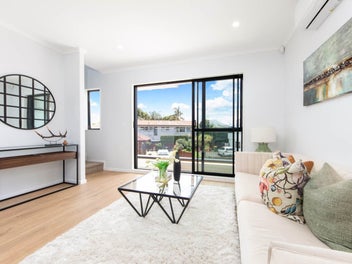 Your Dream Home in Macleans with Stunning Seaviews