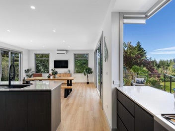 Luxurious Lifestyle Retreat In Wanaka