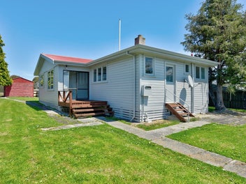 Perfect Starter Home - Ready for 2025!