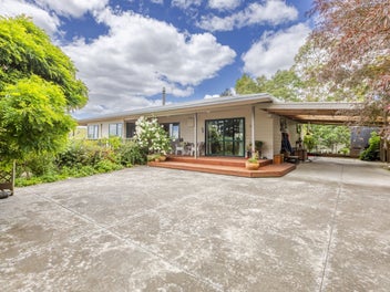 Lifestyle with river views