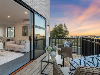 AFFORDABLE CORNER SITE - MAKE YOUR MOVE NOW!