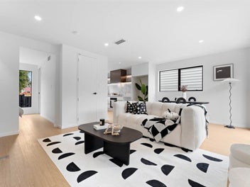 Modern Home in Westlake Zone