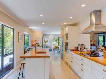 Large family home in a fantastic location