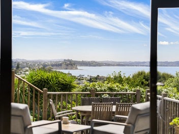 Sea Views, Space & Versatility - Owner Must Sell!