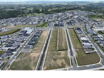 Huapai Villas - Duplexes and super lots available!