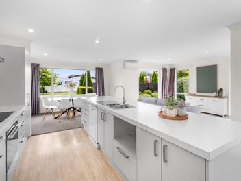 Modern Simplicity For Easy Living