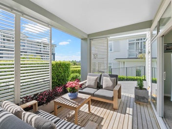 Duplex Living In Kensington Park