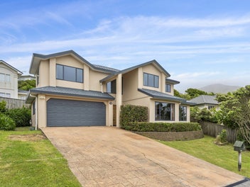 Owners have moved to Aus - Must be sold!