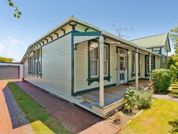 Delightful 1910 Character home