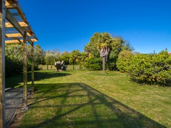 Massive $100,000 price reduction - now $599,000+