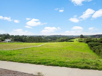 2ha Lifestyle Living - Subdivision Potential