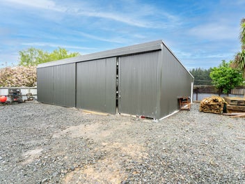 Fantastic 1st Home + Huge 12x10m Shed!