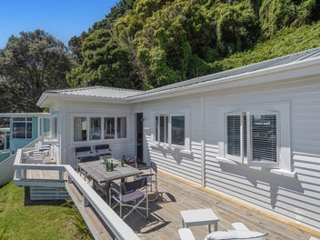 A Timeless Beach Retreat