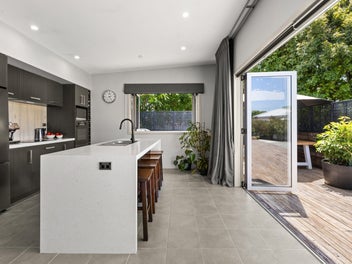 Highly Motivated Sellers Eager To Close A Deal