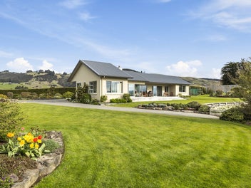 8.59 ha of pure Taieri Lifestyle