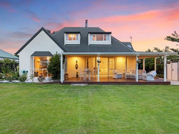 Charming Home in a Peaceful Setting