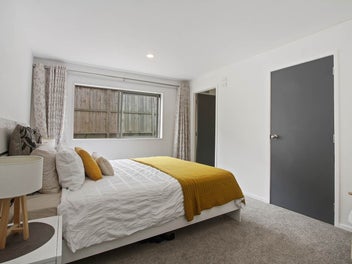 PRICE REDUCED - SELLING WAY UNDER CV