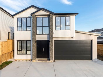 Stunning 6 bedrooms in Flat Bush