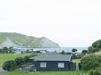 Taylor's Bay or Mahia Beach? Take your pick!