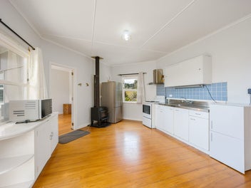 Image 1 of 33