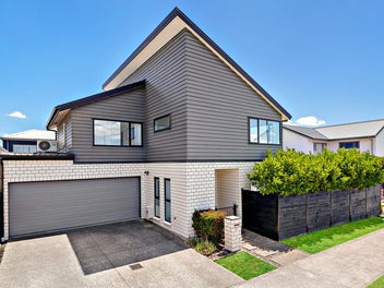 Contemporary Comfort in the Heart of Millwater