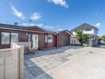 Easy-Care Living Awaits!