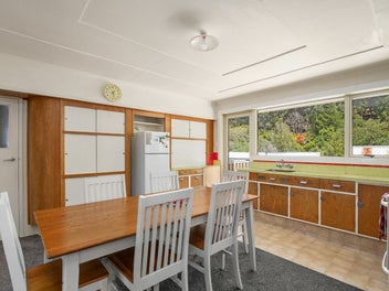 Ready-to-Go Rental - Leased and Full of Potential