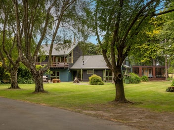 Lifestyle Property with Sheds and Income Potential