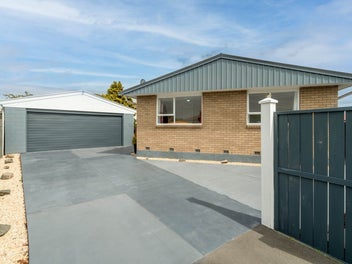 Spacious Family Home in Avondale